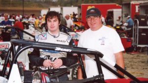 2004-9-21 Eldora - USAC Midgets - Bobby East _Left_ _ Bob East